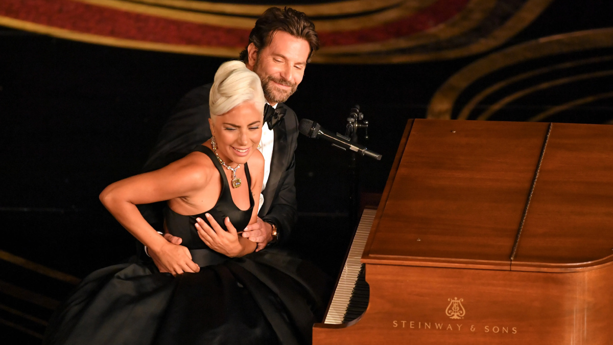A Star Is Born : Lady Gaga et Bradley Cooper ont-ils été en couple ?