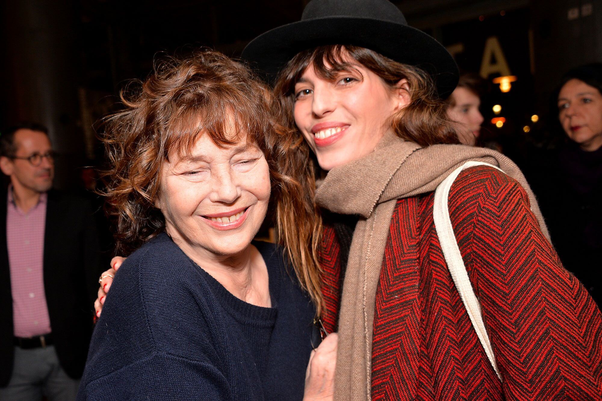 Lou Doillon rend hommage à sa mère Jane Birkin pour une occasion spéciale : "On ne s'y fait pas…"