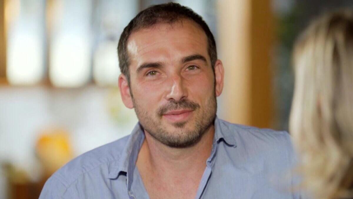 L’amour est dans le pré : Julien évoque ses rapports avec Coralie après sa rupture avec Louise