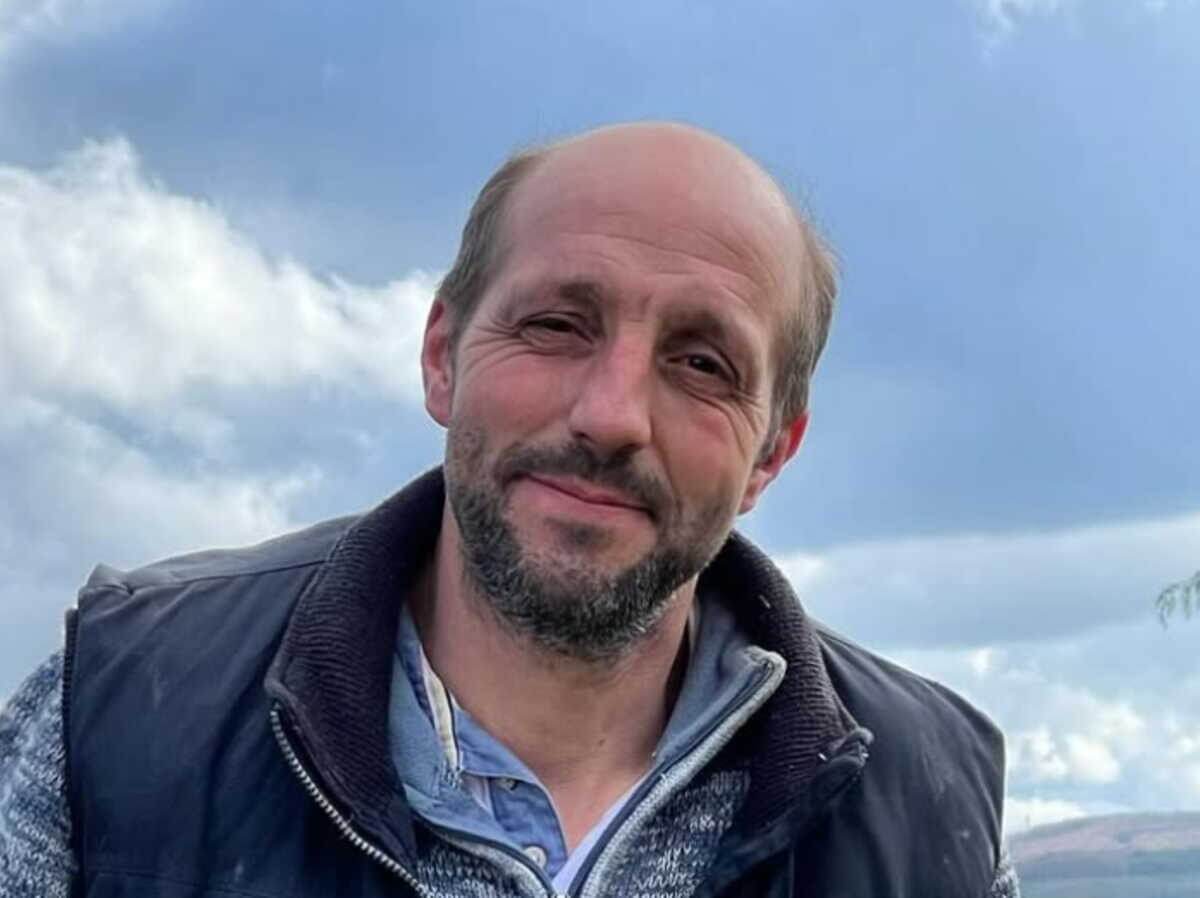 L’amour est dans le pré : Laurent se confie sur ses galères financières, &quot;Je ne remboursais plus mes dettes…&quot;