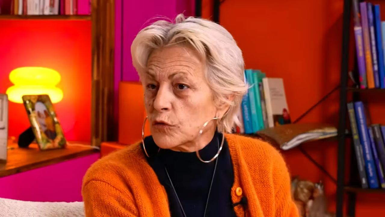 "Sales connes" : Lio donne son avis cash sur les excuses de Brigitte Macron... "Bribri, faut refaire !"