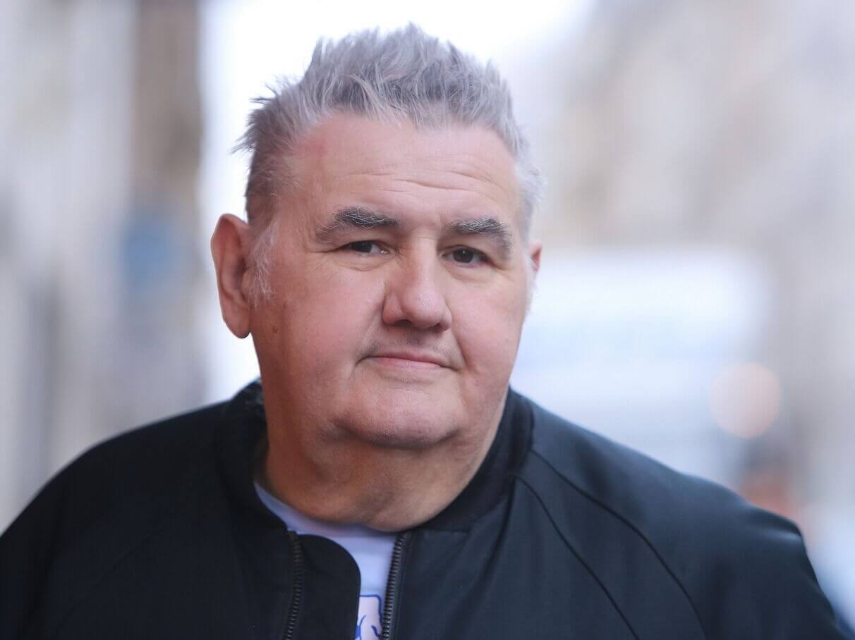 Pierre Ménès fait des révélations sur ses finances : "J'ai zéro euro qui tombe tous les mois"