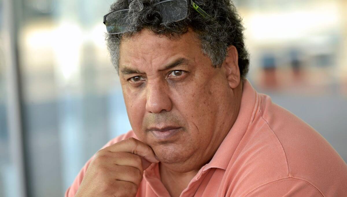 Serge Blanco, légende du rugby français, se lance dans la course aux municipales 2026