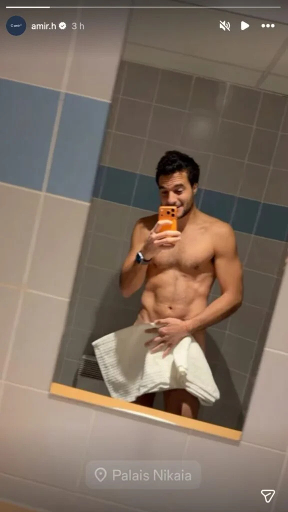 Amir complètement nu : le chanteur révèle son rituel avant son concert à Nice