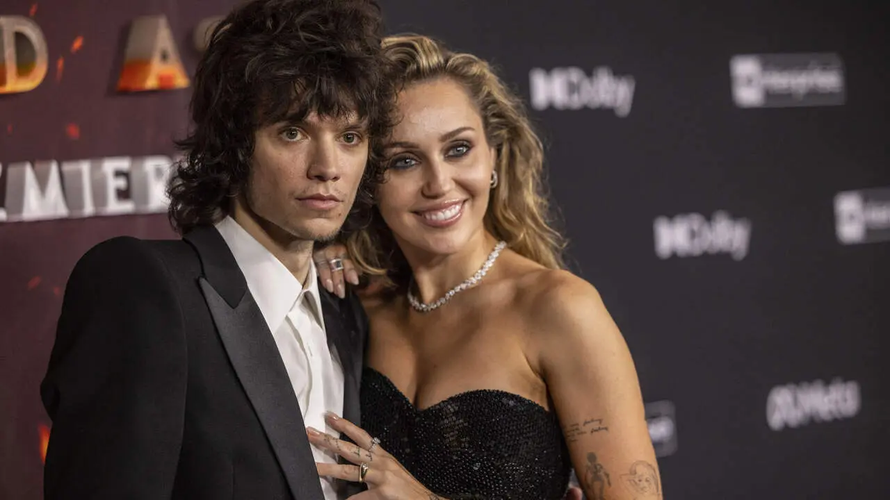 Miley Cyrus prête à convoler en secondes noces : la chanteuse s'est fiancée à Maxx Morando !