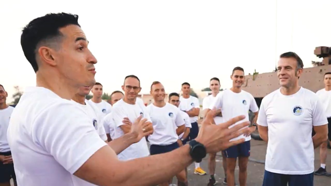 Emmanuel Macron : sa séance de sport avec Tibo InShape et des militaires fait réagir "Une pensée pour les agriculteurs"