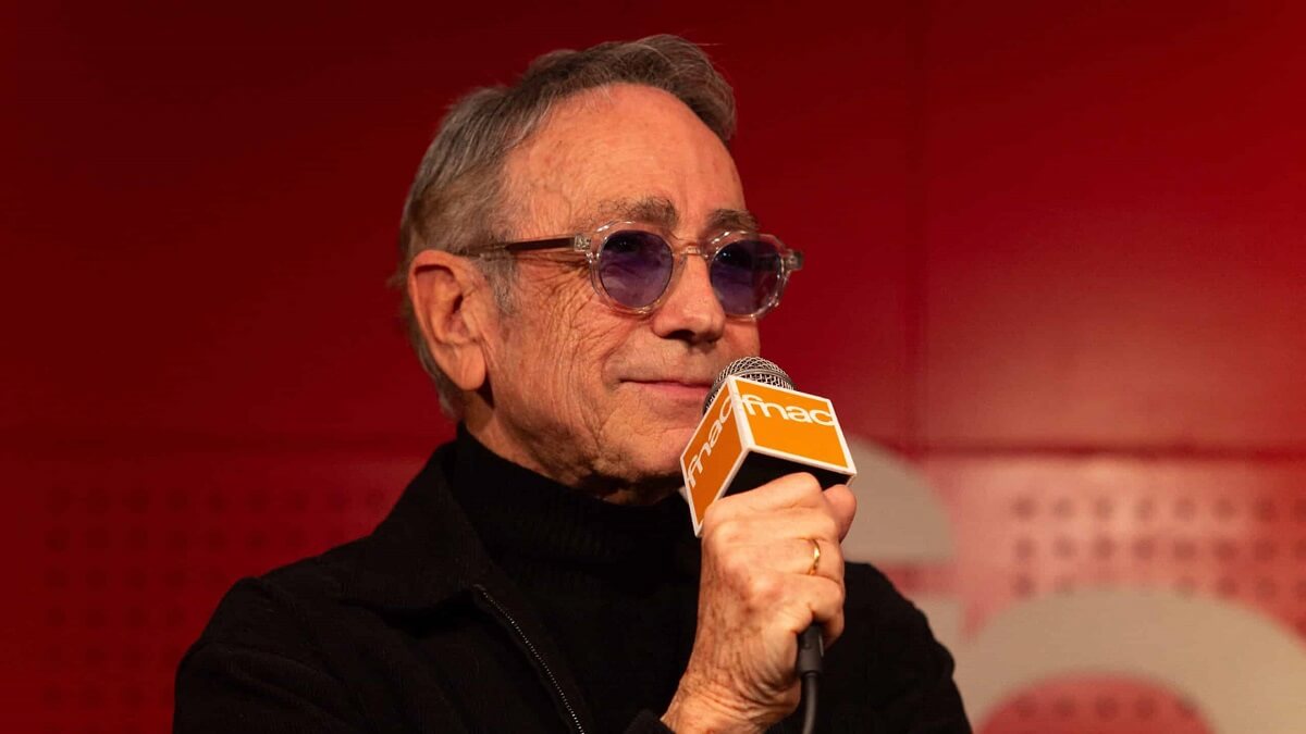 Alain Chamfort jalousé par Claude François ? Le chanteur revient sur une anecdote invraisemblable