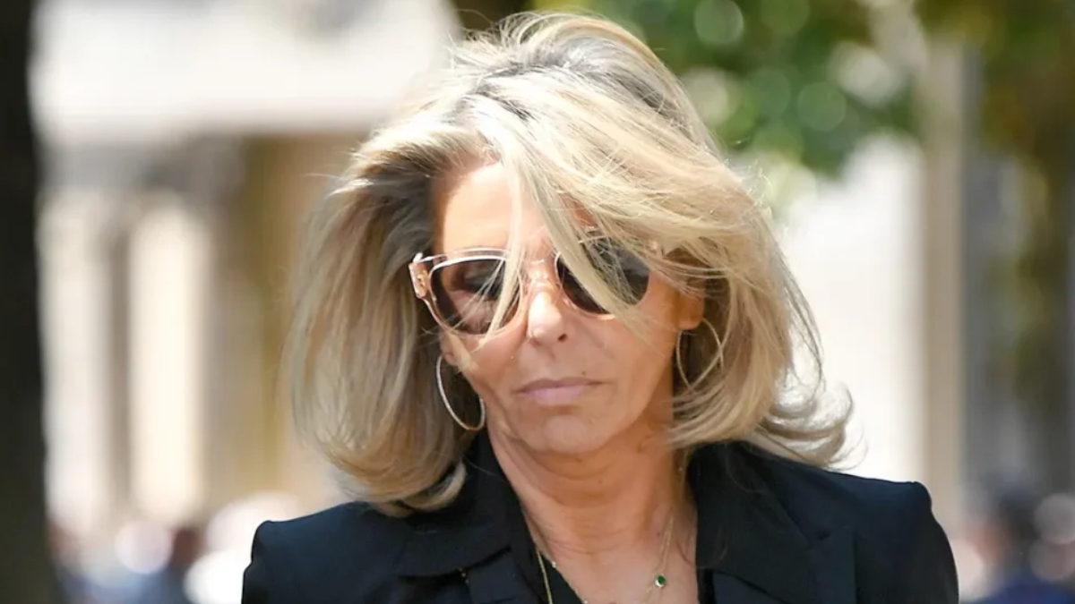 Caroline Margeridon présente aux obsèques de Brigitte Bardot, elle prend sa défense : "Je déteste cette polémique"