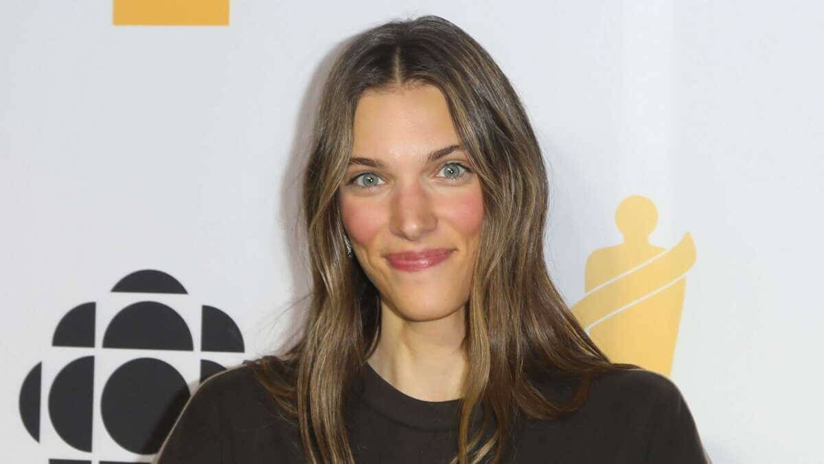 Charlotte Cardin absente de la "Star Academy" : son producteur évoque un "souci familial très grave"
