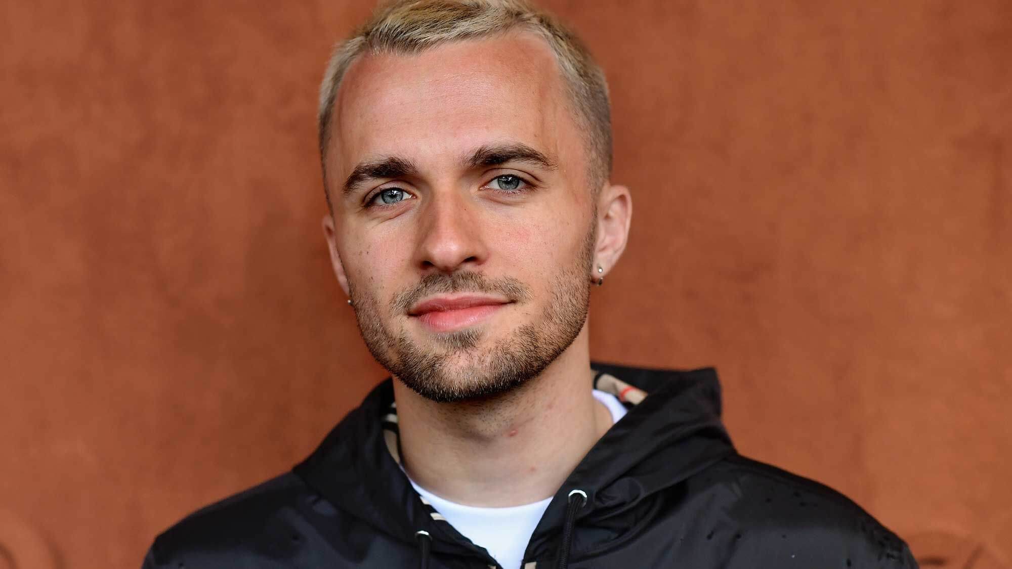 StarMag.com StarMag.com