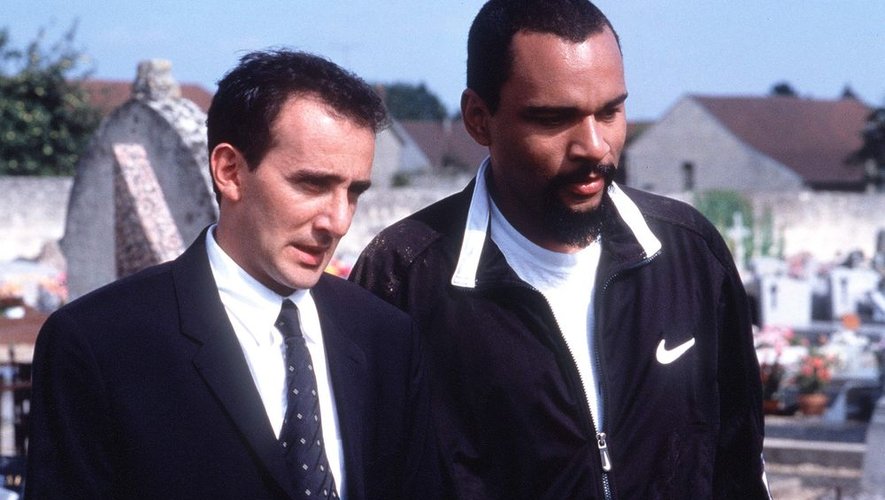 Élie Semoun toujours en contact avec Dieudonné, lui aussi jeune papa de 60 ans : "Ça reste mon ami"