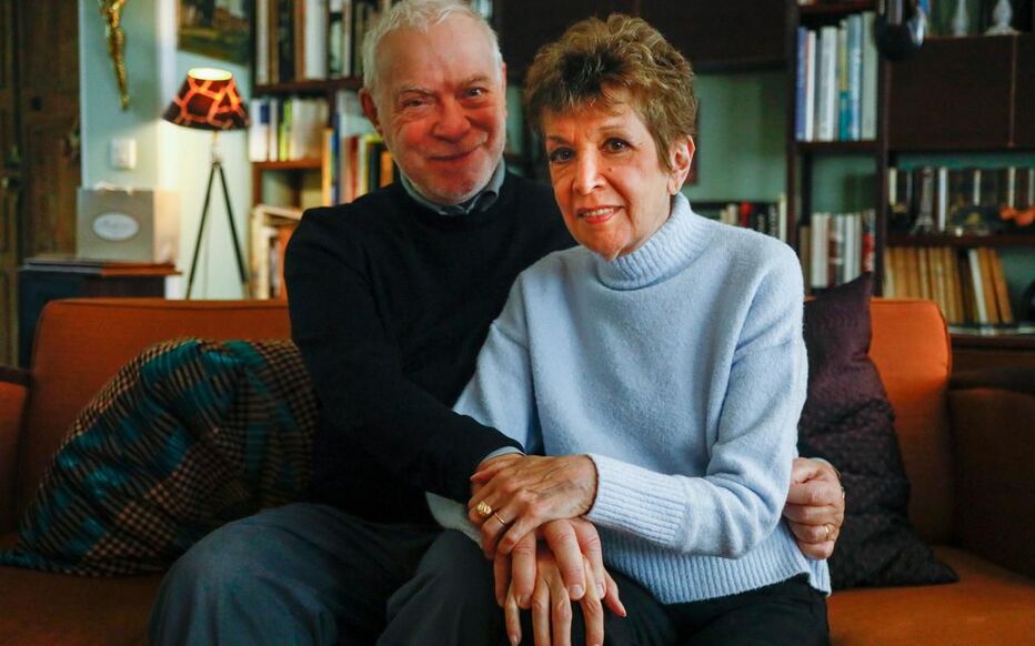 "Une très bonne relation" : les filles de Catherine Laborde évoquent les derniers instants de leur mère, avec leur père Jimmy