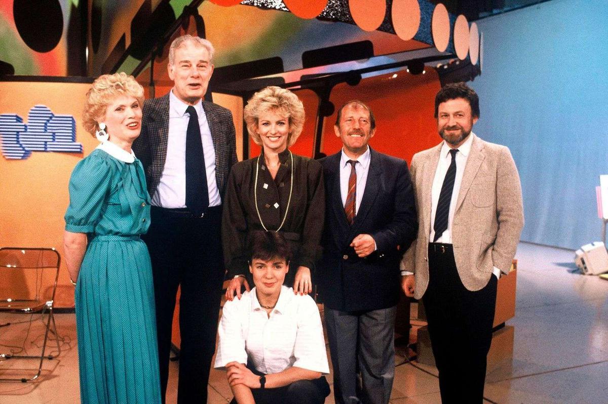 Mort d'Évelyne Leclercq : Fabienne Égal pleure sa "grande sœur cathodique"