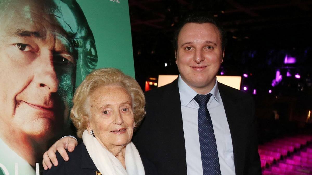 Bernadette Chirac : son unique petit-fils donne de ses nouvelles… "C'est une dure à cuire"