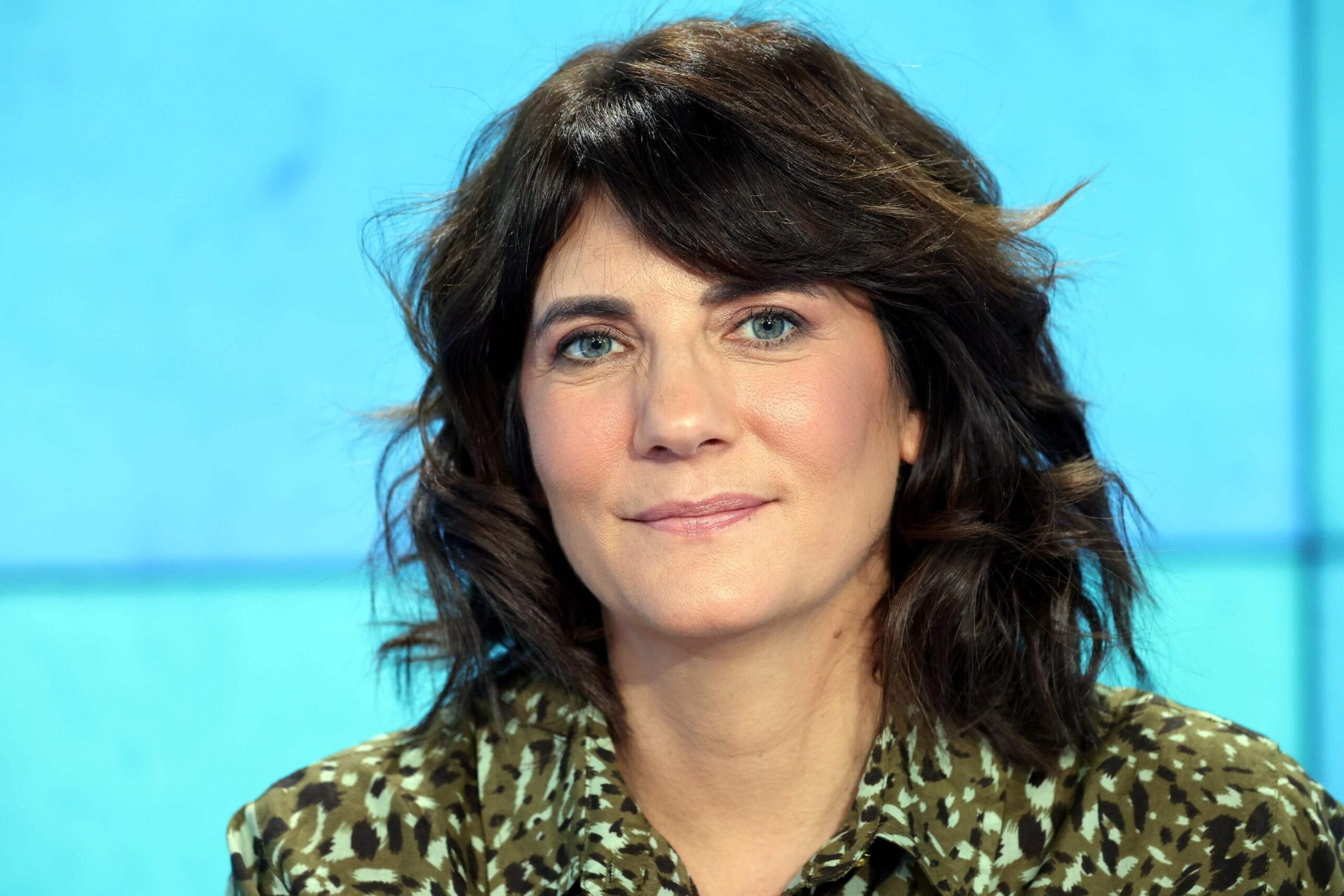 Estelle Denis confrontée à une vague d’insultes sexistes : "Je commence à être habituée…"