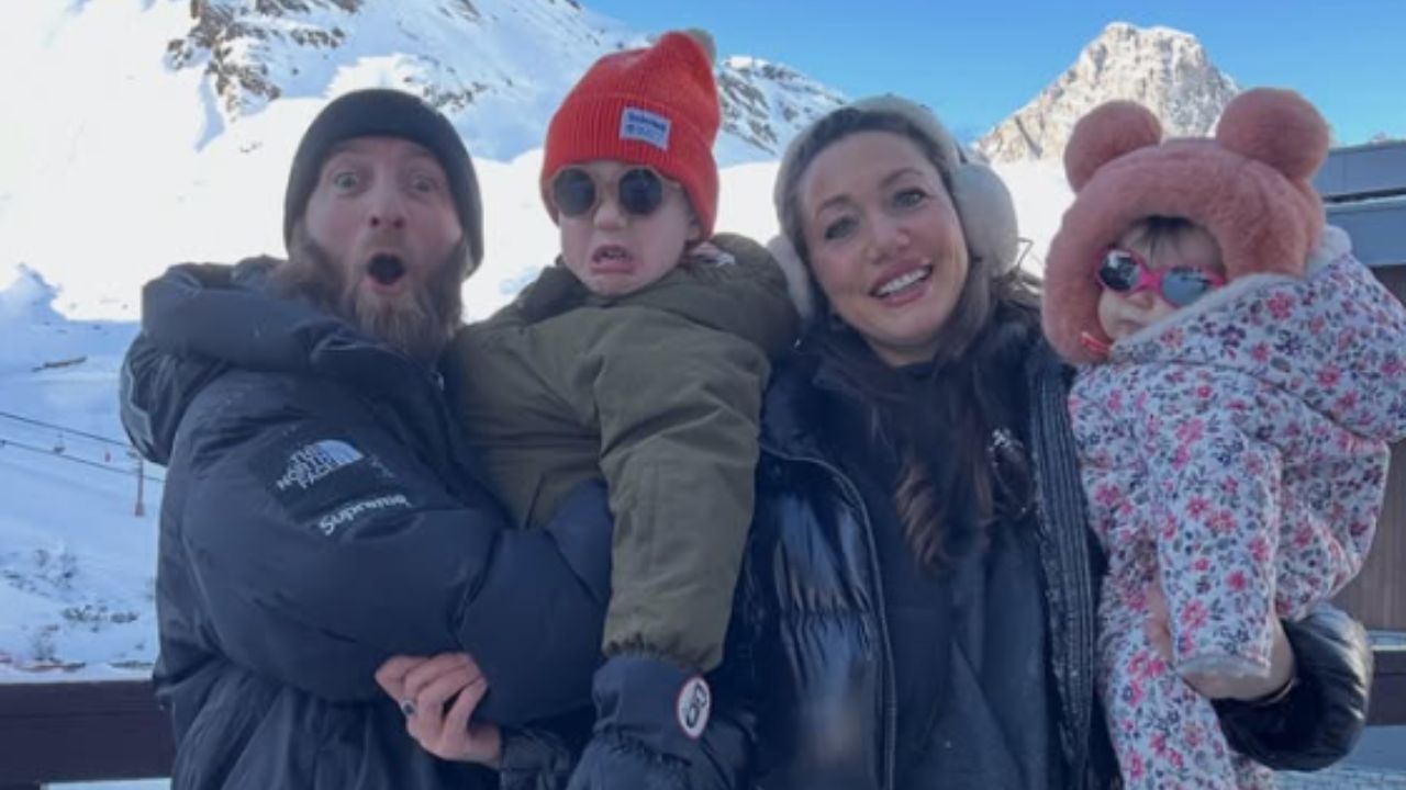 Louise Chabat maman : elle prend une grande décision concernant la vaccination de sa fille...  "Je sais que ça va faire débat…"