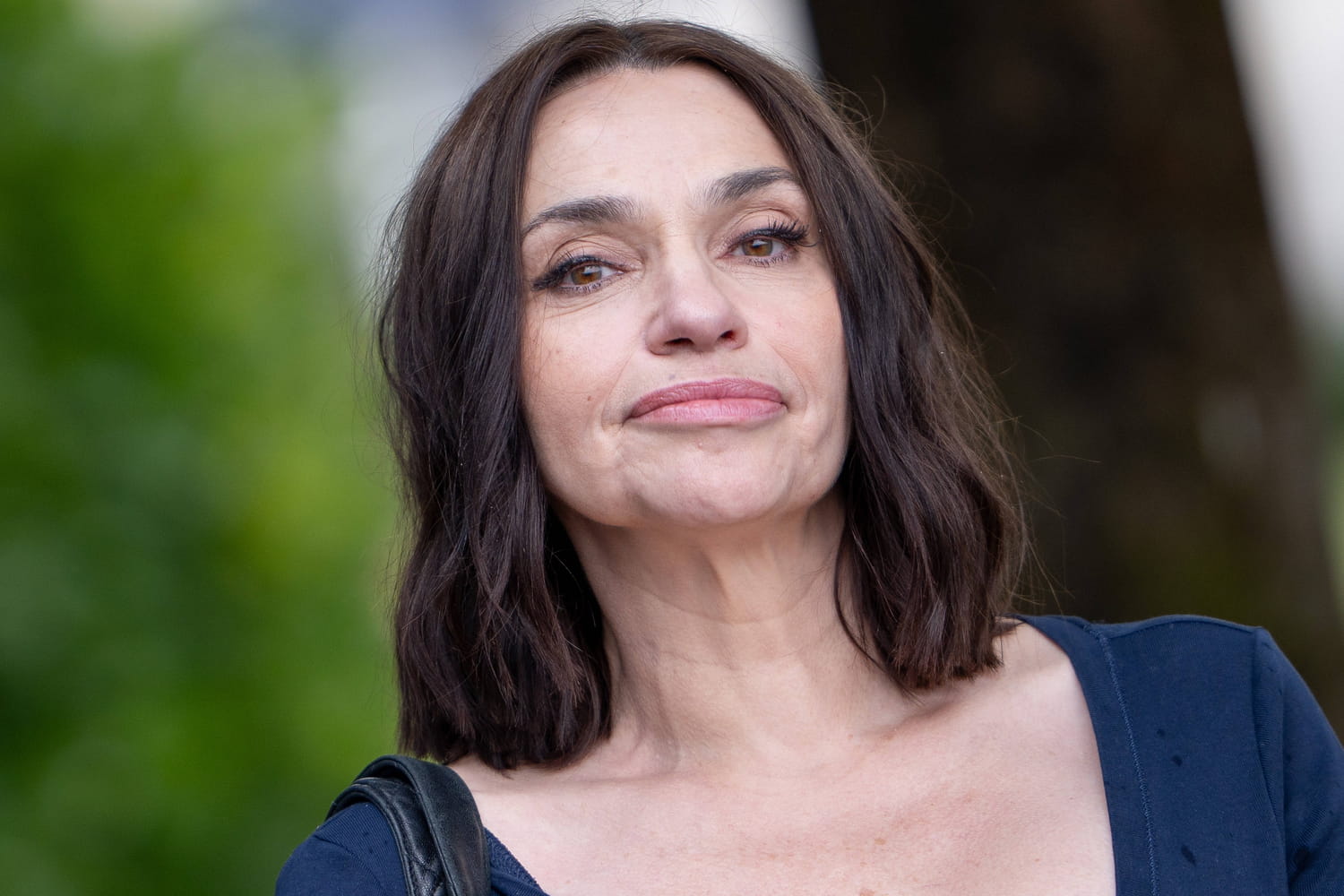 Béatrice Dalle internée en hôpital psychiatrique pour avoir tenté d'empoisonner ses parents ? "Je voulais juste…"