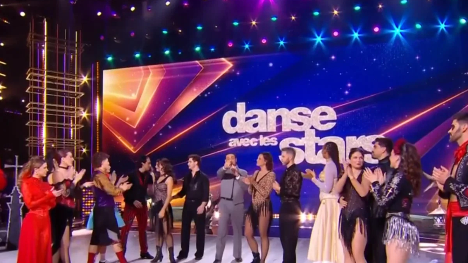 Danse avec les stars : un danseur de cette nouvelle saison présente son compagnon !