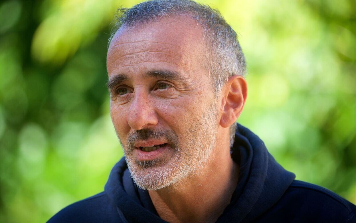 Élie Semoun s’interdit cette activité à risque et se livre sur sa décision : "J'ai eu raison…"