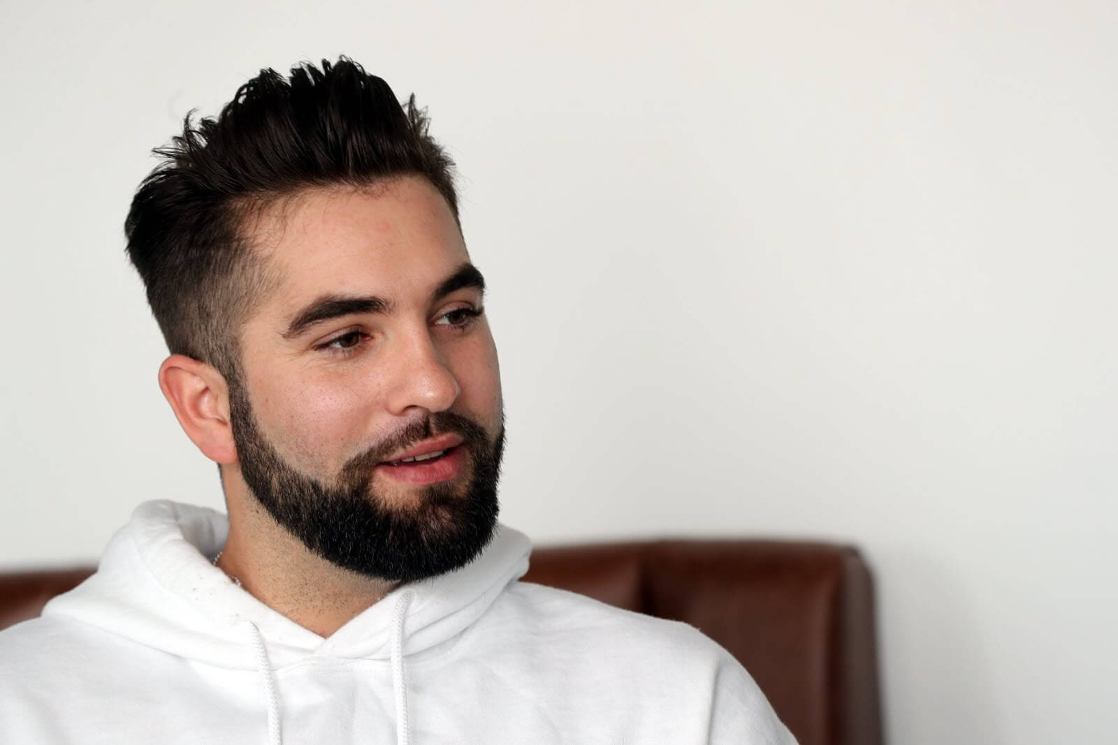 Kendji Girac se confie sur son nouveau mode de vie : "Maintenant qu’il y a les enfants…"