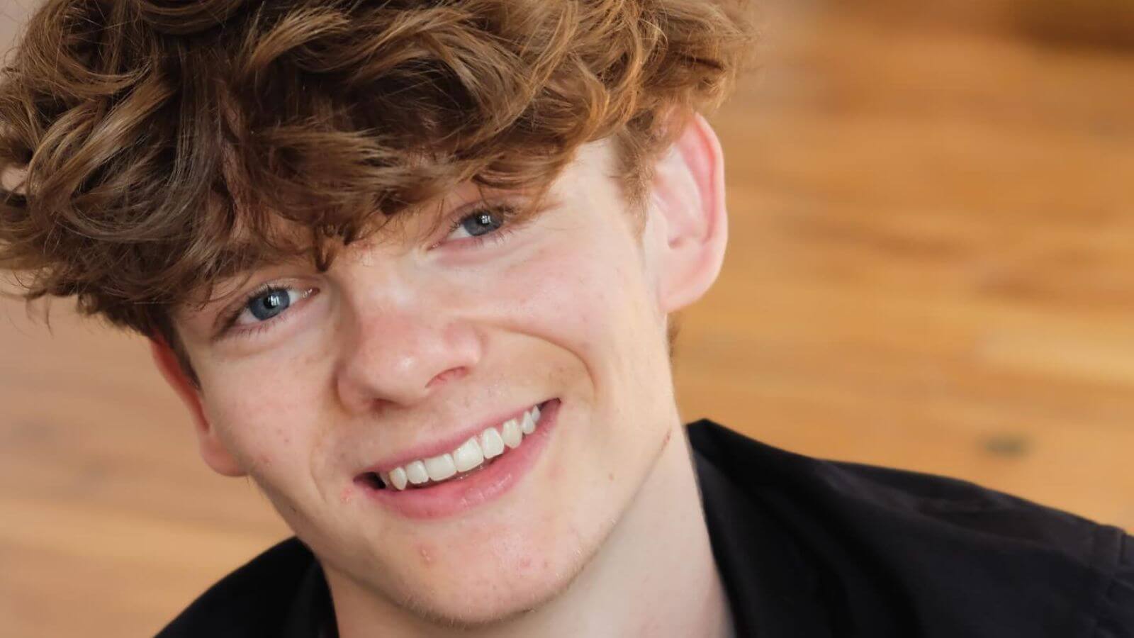 The Voice : Lohi Coffinot au casting de la nouvelle saison de la série "Flashback", il se confie !