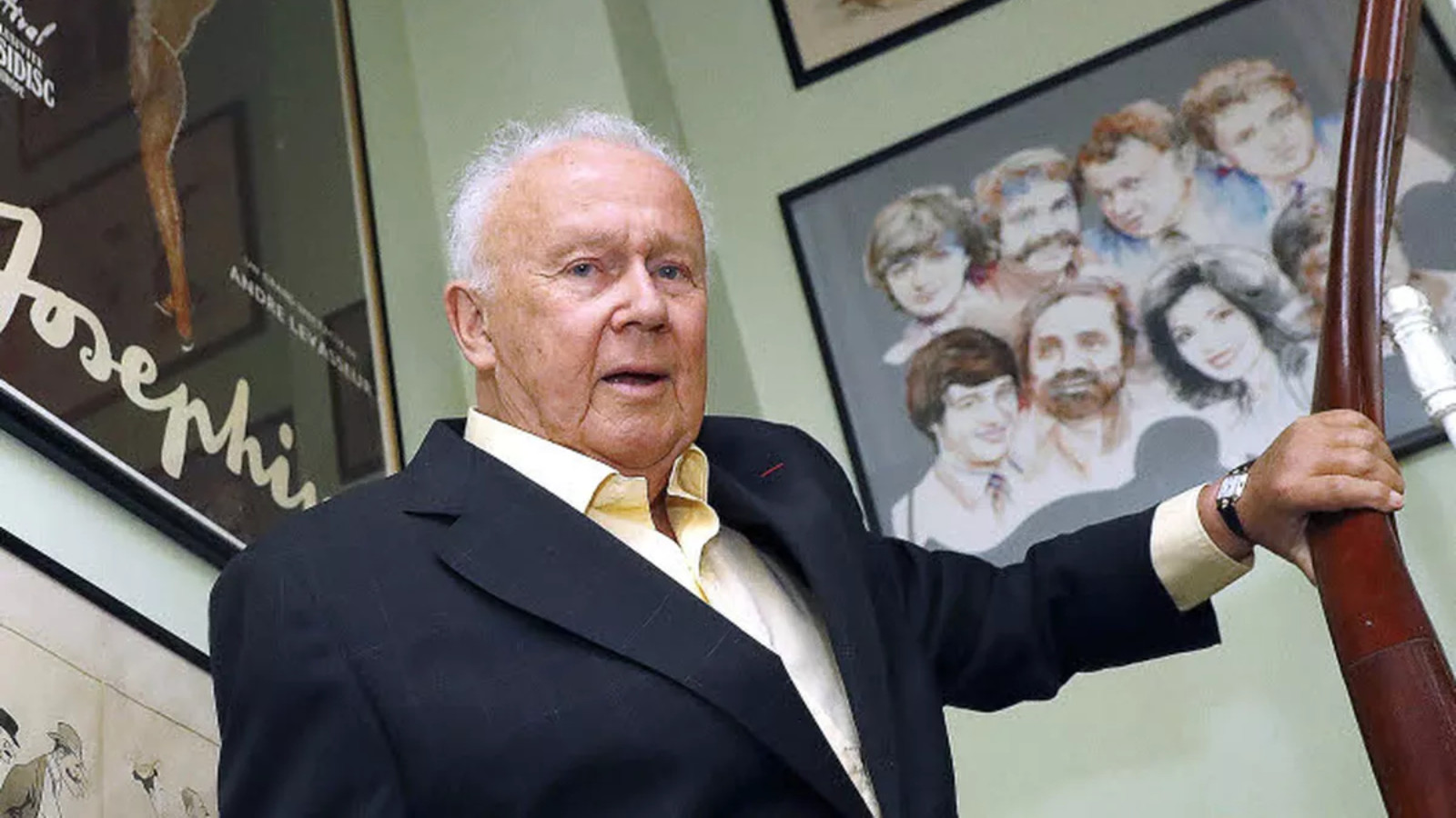 Philippe Bouvard rend hommage à Isabelle Mergault : "Elle avait du caractère"