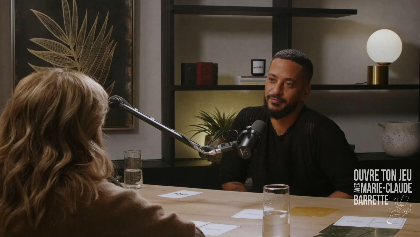 Slimane se confie comme rarement sur la naissance de sa fille Esmeralda : "Elle m’a sauvé la vie"