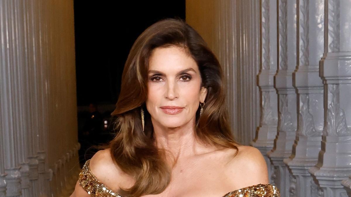 Cindy Crawford critiquée pour sa routine matinale : "Rien de tel que d’avoir de l’argent"