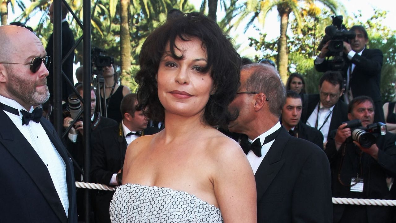 Mort d’Isabelle Mergault : qui va s’occuper de ses deux filles adoptives ? Un proche répond !