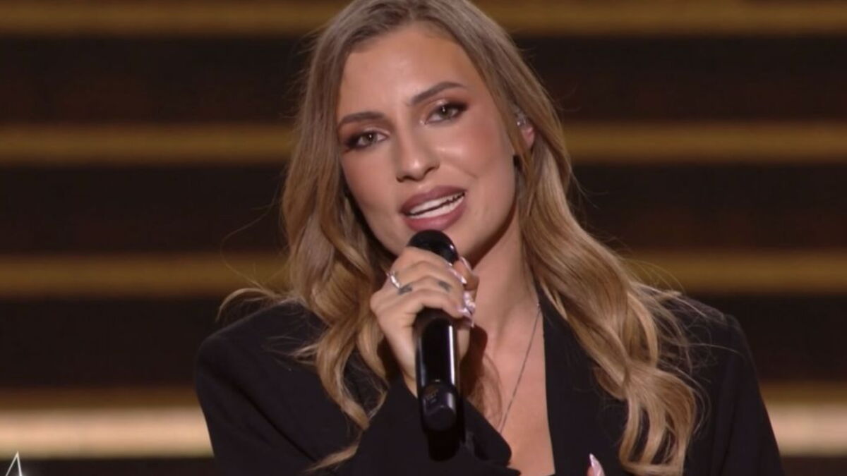 Léa (Star Academy) "fatiguée" par la tournée, elle prend la parole : "On se donne à fond"