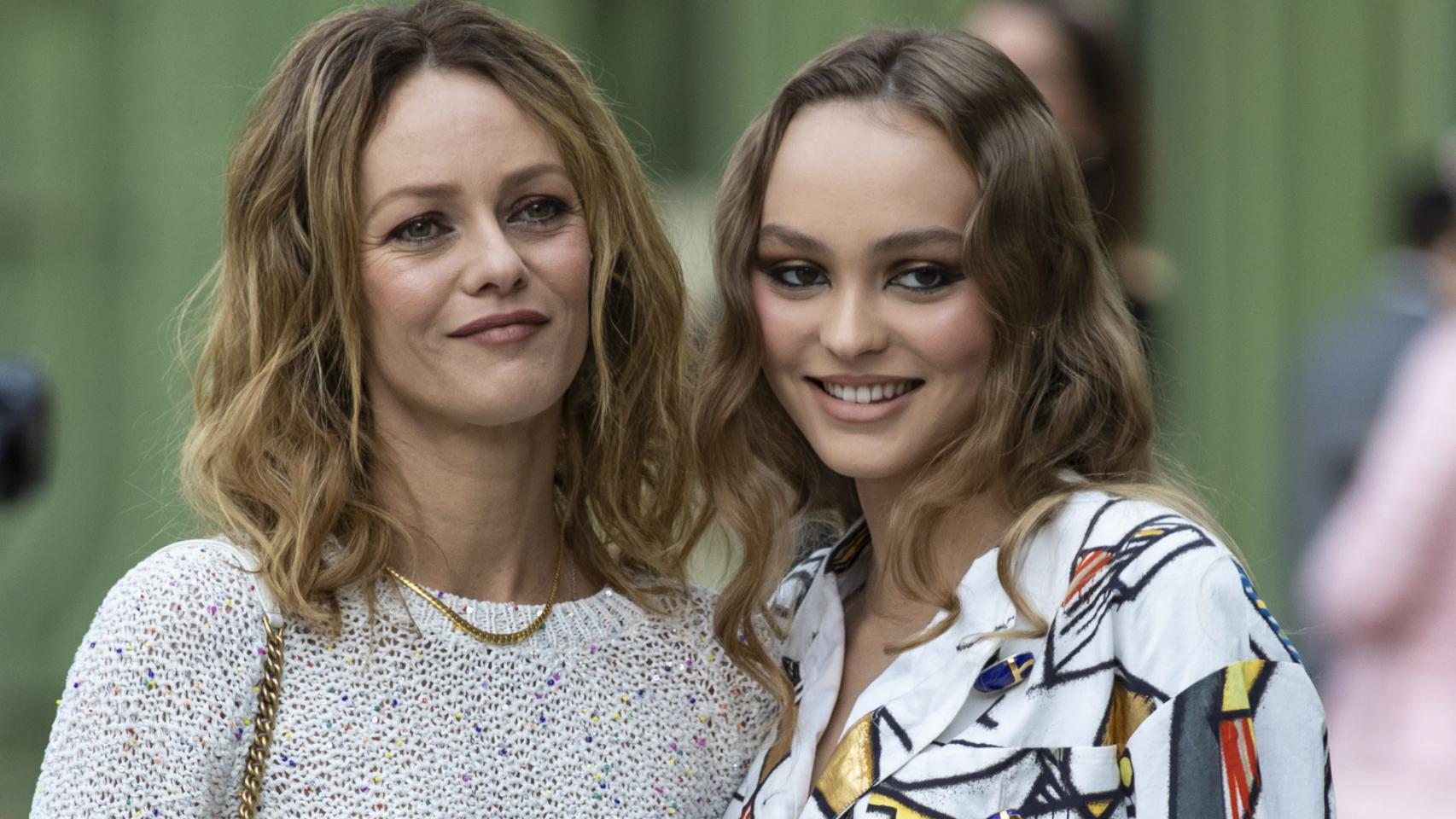 Lily-Rose Depp évoque sa relation avec sa mère, Vanessa Paradis : "Tout le monde a sa phase rebelle"