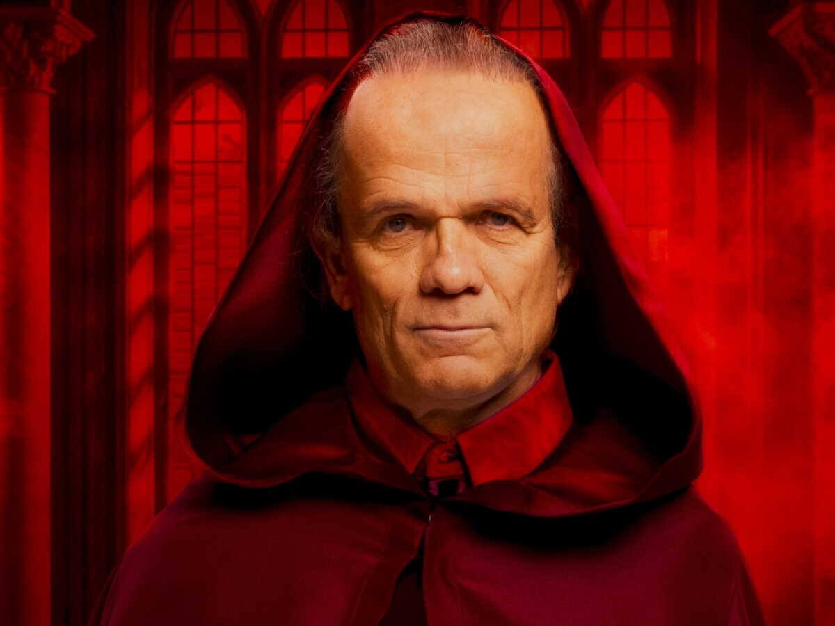 Les Traîtres : André Bouchet (Passe-Partout) obligé de quitter le jeu, il sort du silence