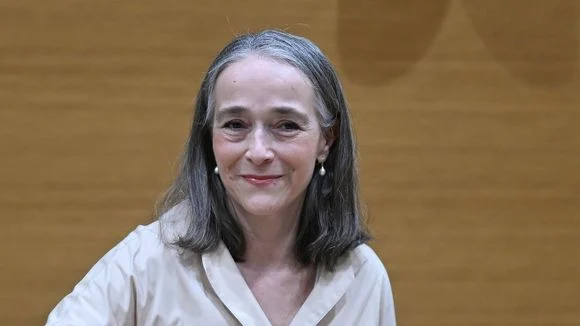 Patrick Sébastien : après le scandale de sa chanson sur Delphine Ernotte, il assume ! "Elle n'est pas respectable"