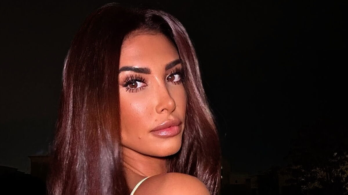 Mélanie Dedigama : après le décès de sa grand-mère, elle fait face à un nouveau deuil