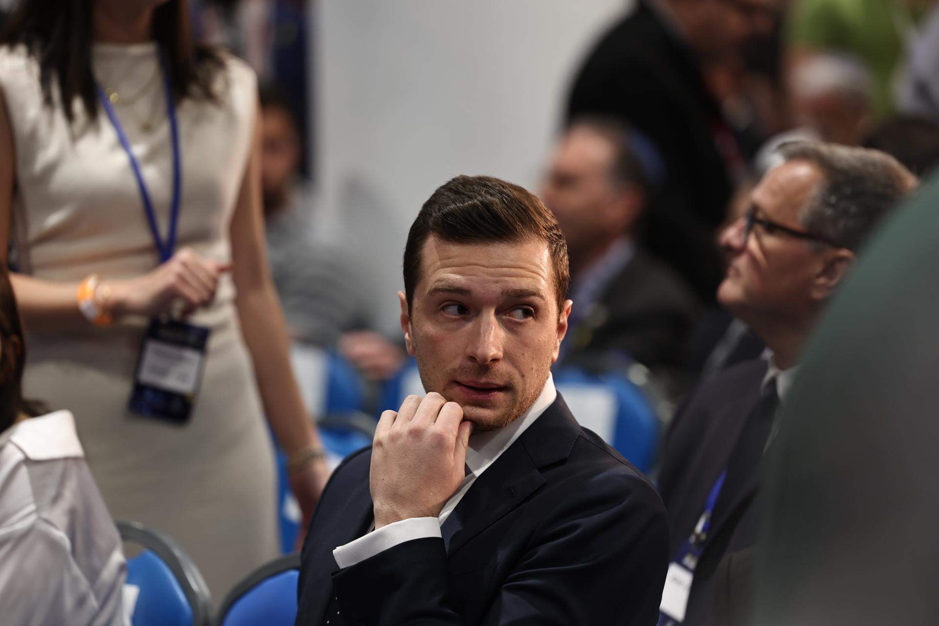 Jordan Bardella en couple avec Maria Carolina de Bourbon des Deux-Siciles ? La princesse italienne sous le feu des critiques