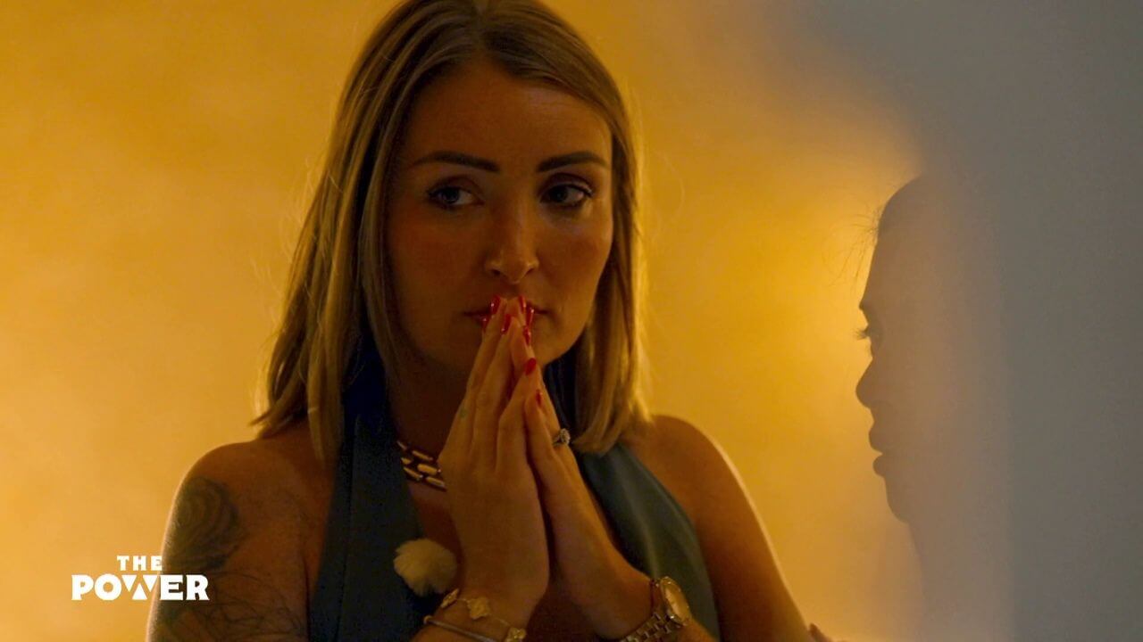 Beverly répond à Julien Tanti sur une prétendue triche dans "The Power" : "Les mauvais perdants…"