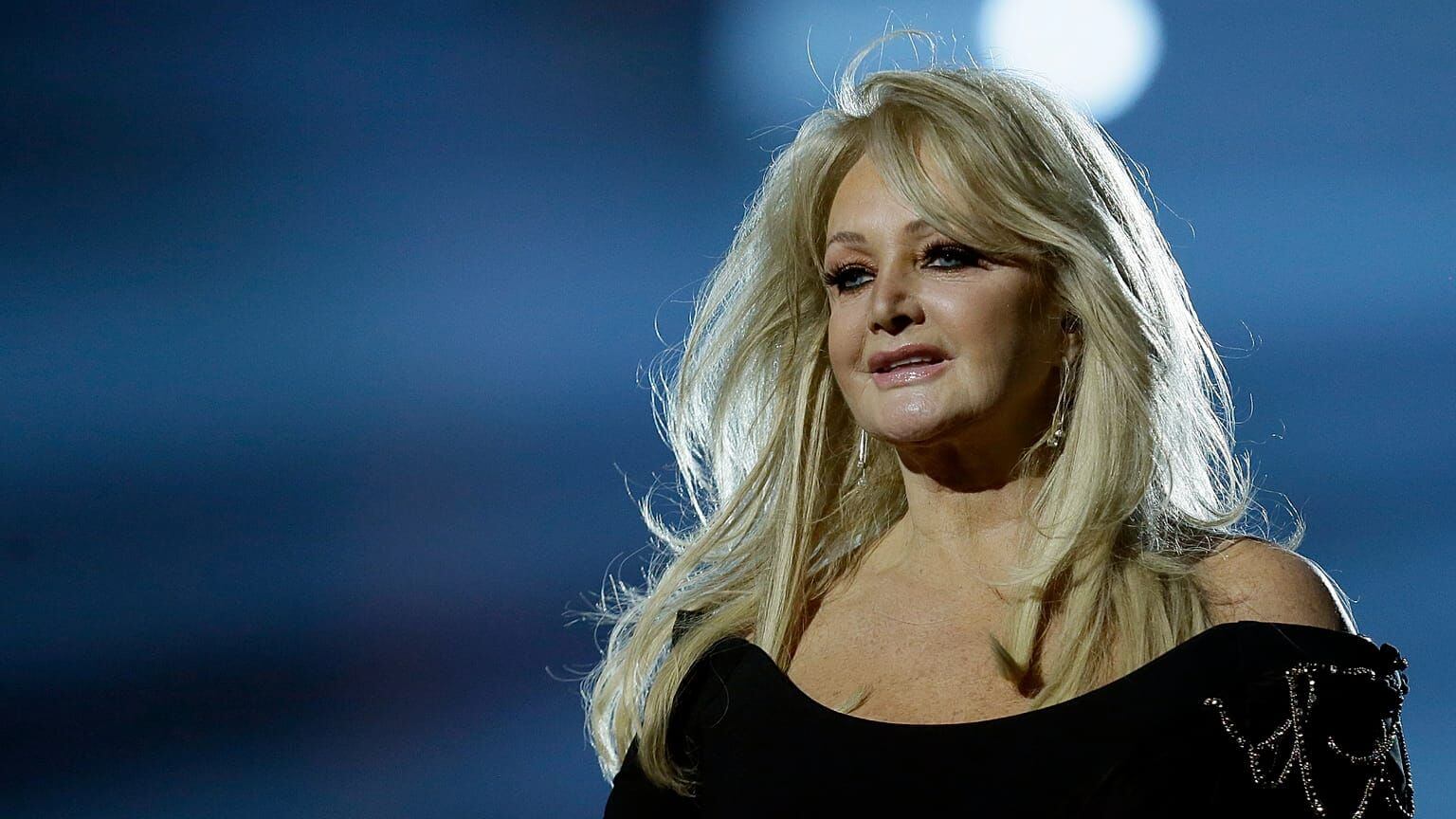Bonnie Tyler placée dans un coma artificiel après son hospitalisation : ce que l’on sait