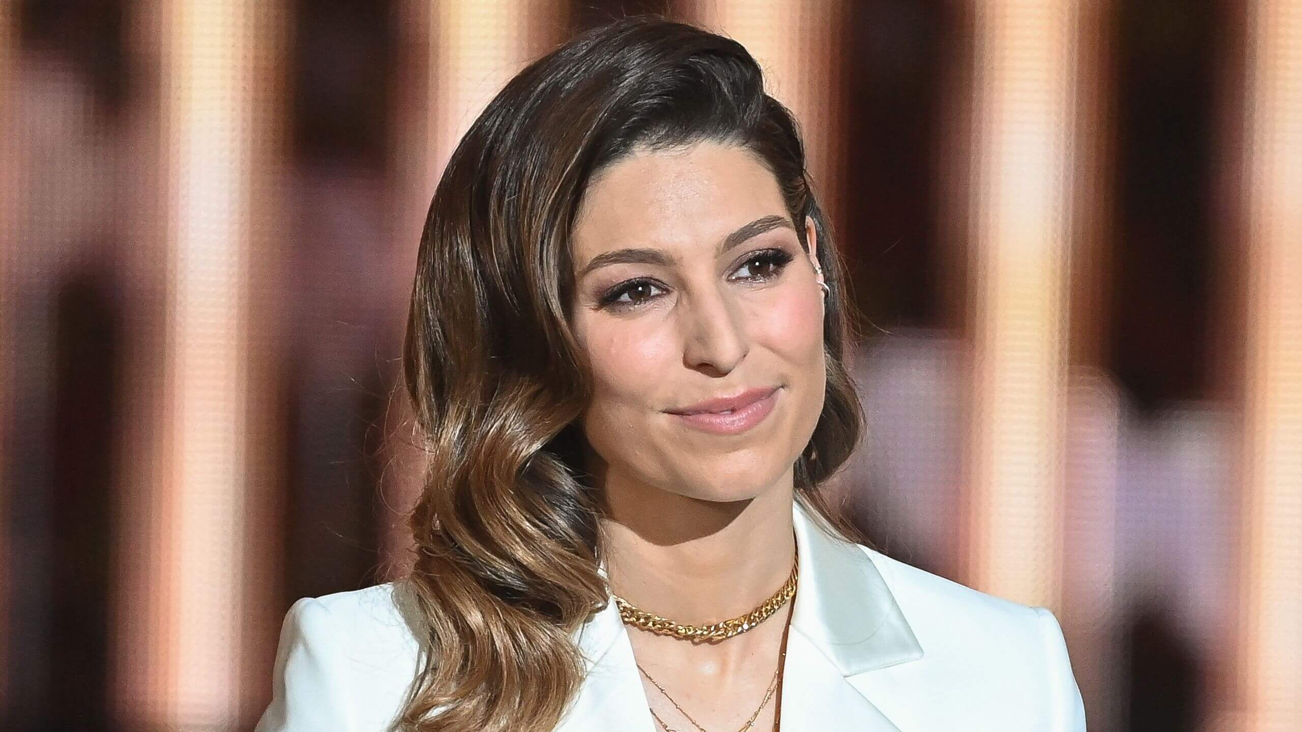 Laury Thilleman revient sur sa "seule cuite autorisée" en tant que Miss France : "J'acceptais tout…"