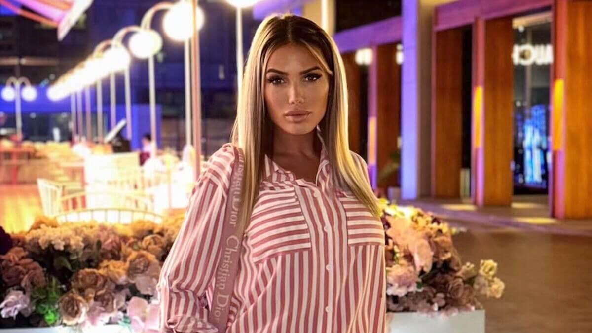 Manon Tanti fond en larmes et sème le doute sur sa vie de couple : "J'ai craqué…"
