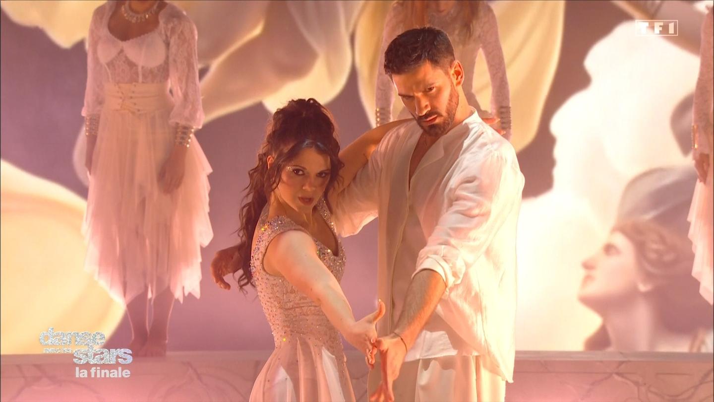"Elle y croyait vraiment" : Jordan Mouillerac touché par la défaite de Juju Fitcats dans DALS