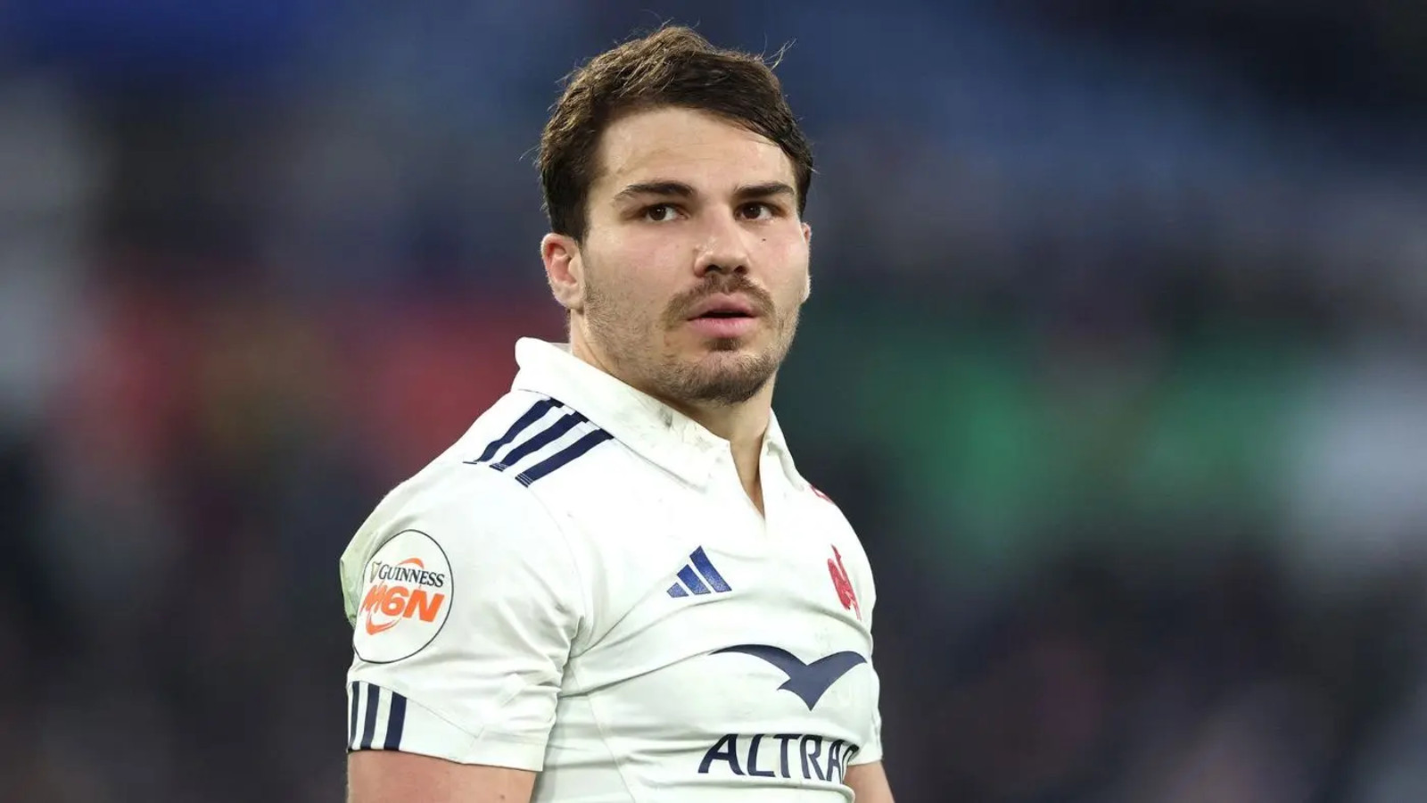 Mauvaise nouvelle pour Antoine Dupont : "C’est donc le cœur lourd que je dois renoncer"