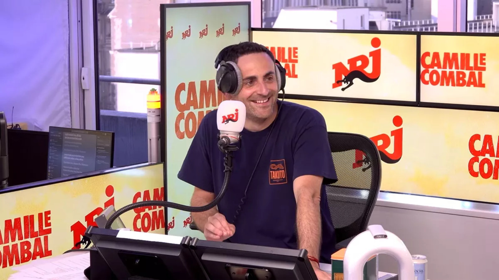 Camille Combal quitte NRJ : dans quelle station radio va-t-il se retrouver ?