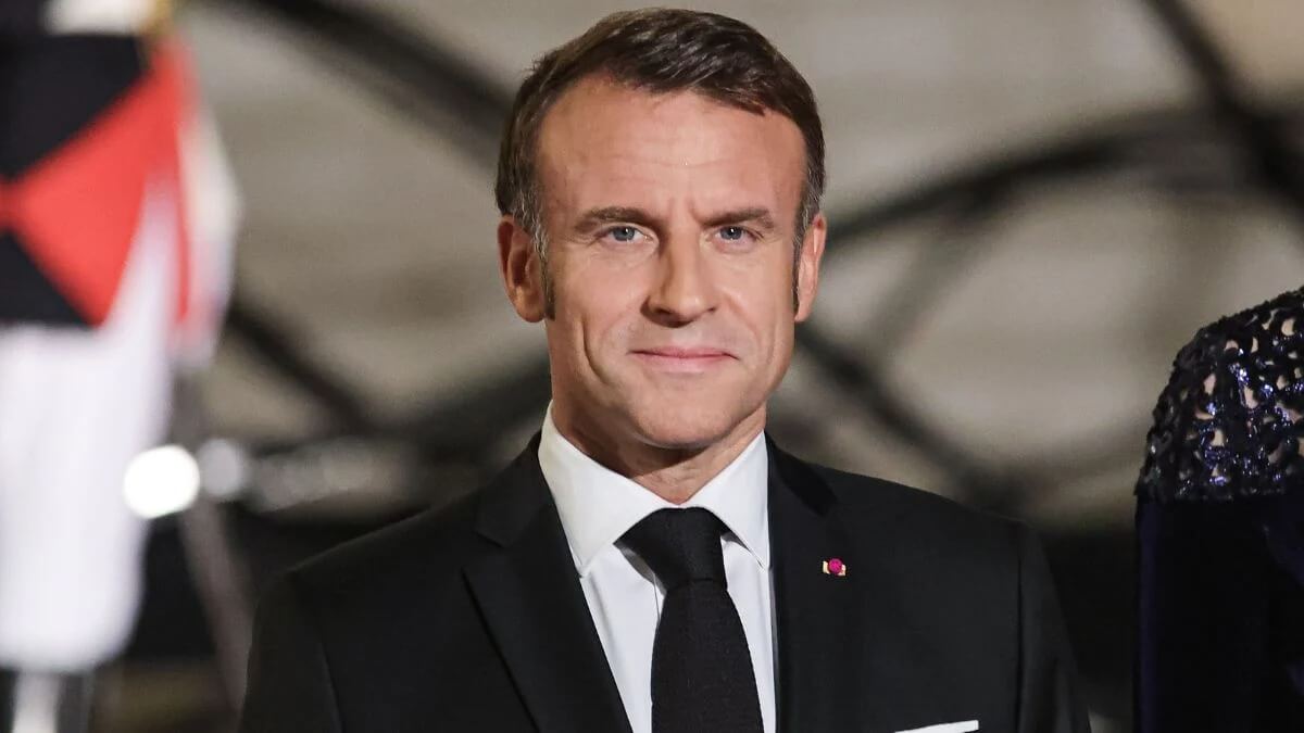 Emmanuel Macron soutient Kev Adams : son message inattendu sur les réseaux sociaux