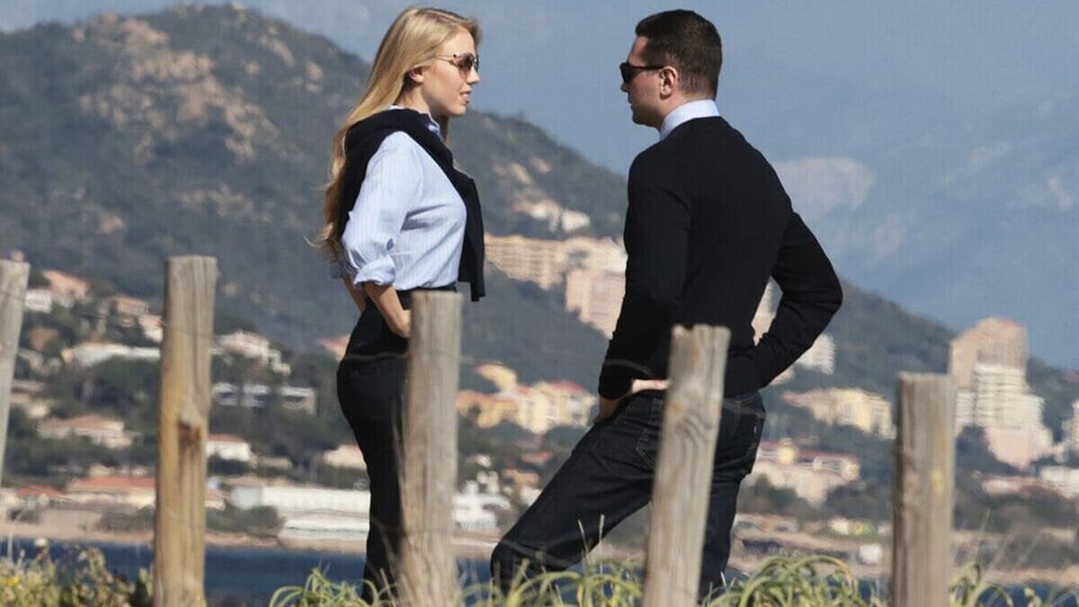 Jordan Bardella et la princesse Maria Carolina très complices au Grand Prix de Monaco