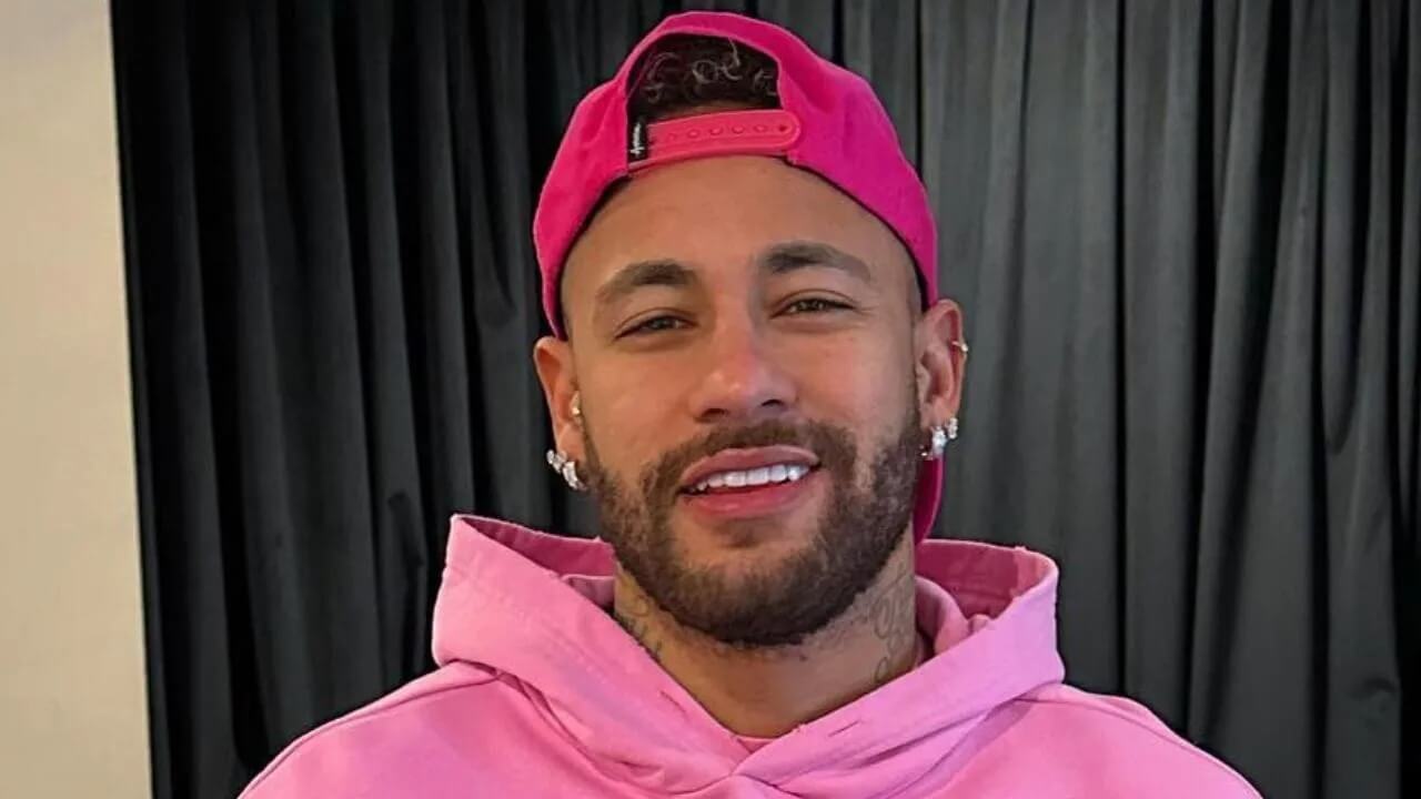 Neymar va être papa pour la cinquième fois : il partage une tendre vidéo sur la Toile