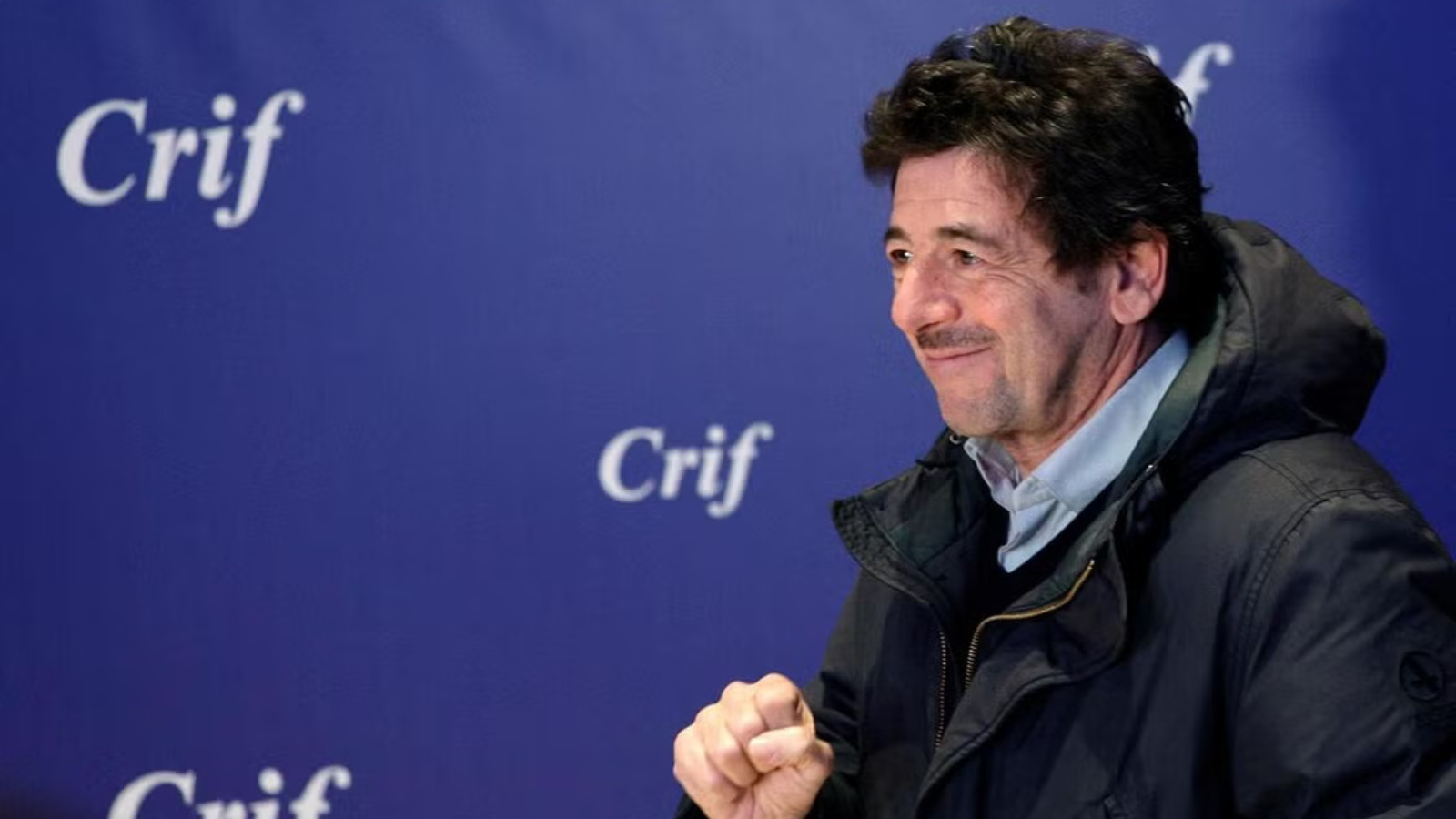 "Elle est mon roc" : Patrick Bruel réagit au soutien infaillible de sa compagne Clémence Cherier