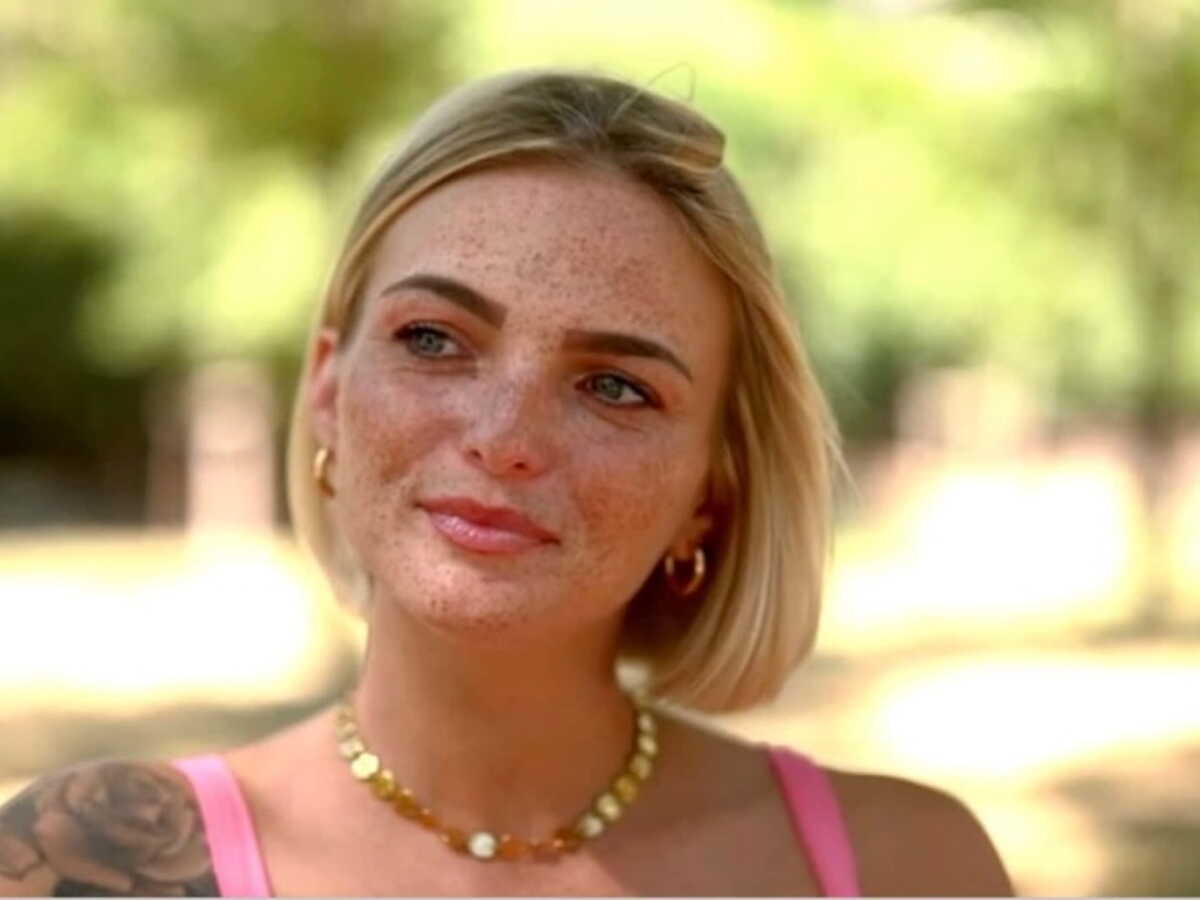 Julie (Mariés au premier regard) a-t-elle retrouvé l’amour depuis sa rupture ? Elle répond !