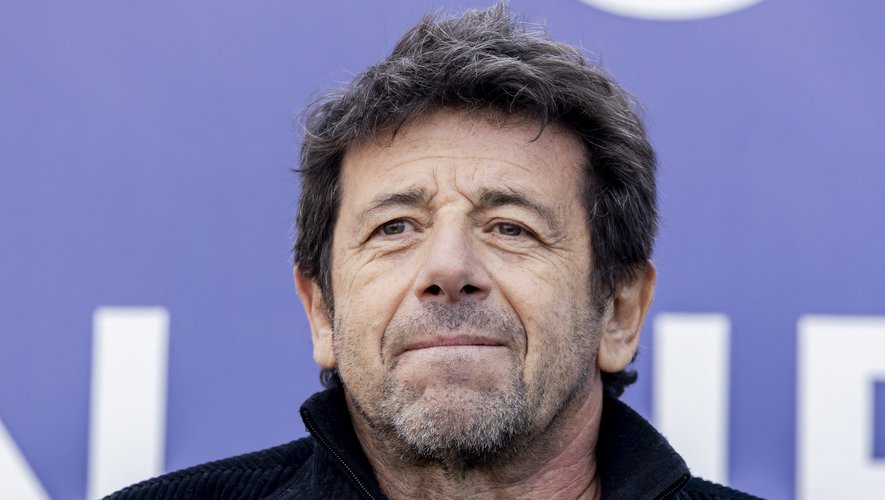 Affaire Patrick Bruel : la plaque honorifique du chanteur sur la plage de l'Écluse retirée par la mairie de Dinard ?
