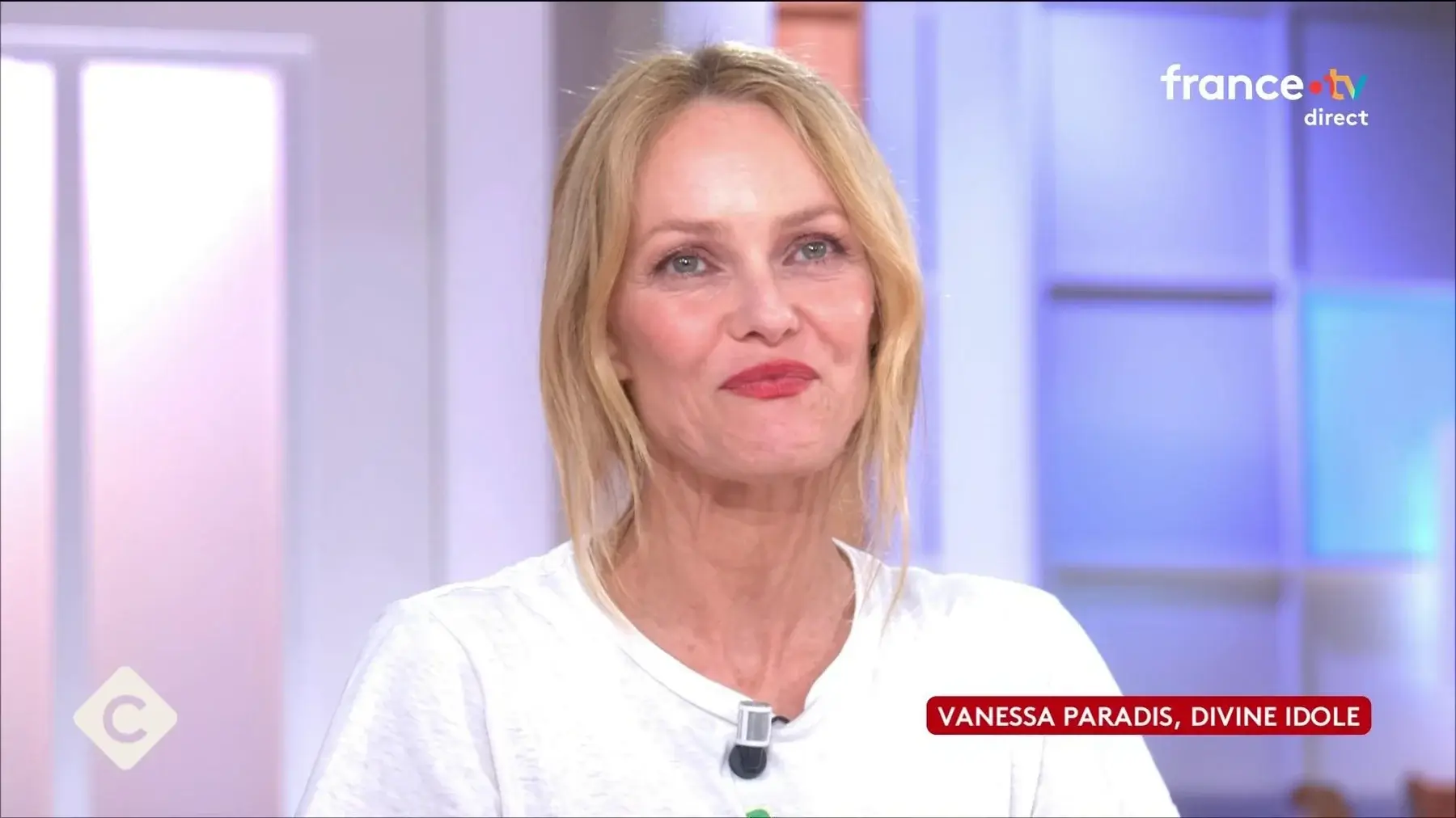 "Quel discours de privilégiée" : Vanessa Paradis crée la polémique sur le statut de nepo baby