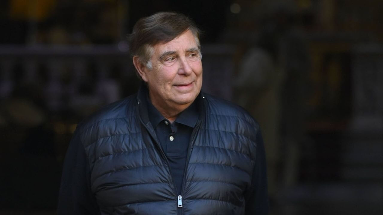 Jean-Pierre Foucault trahi par un proche collaborateur : "Quand j'ai regardé mes carnets de chèques…"